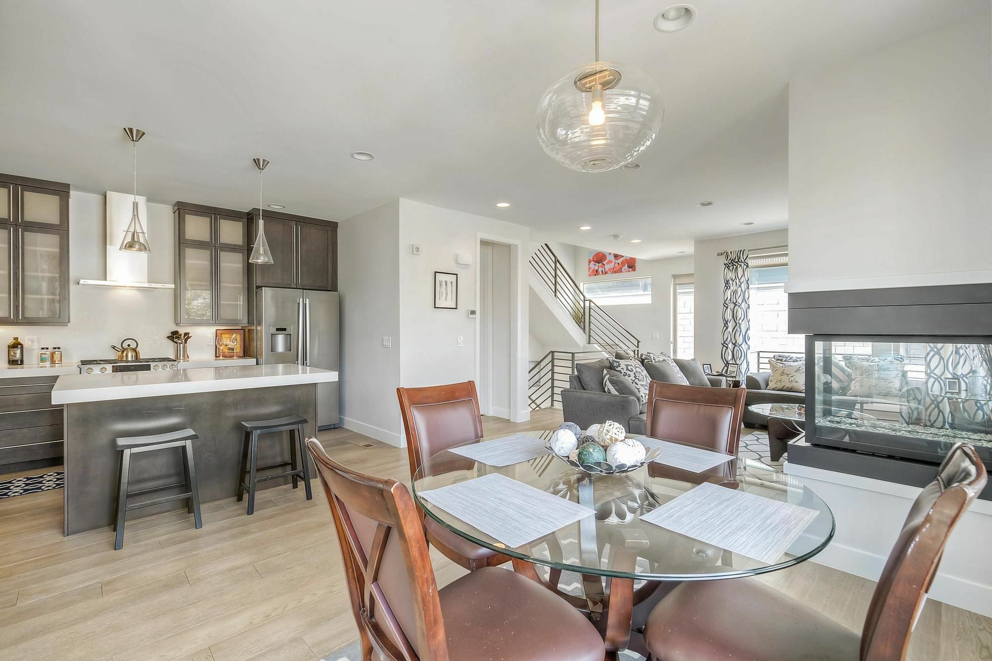 Views Rooftop Deck! Lohi/downtown Sleeps 8! *