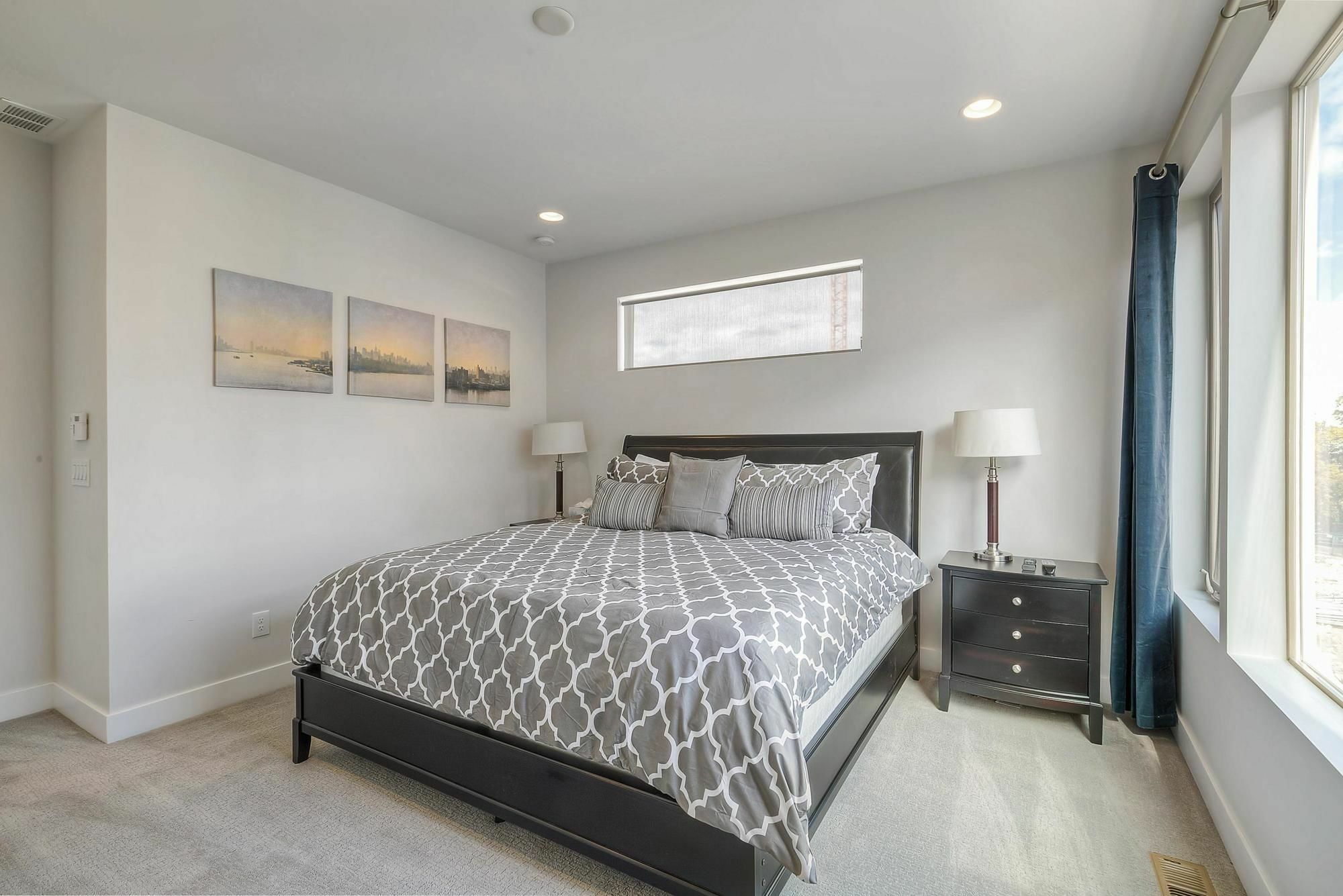 Views Rooftop Deck! Lohi/downtown Sleeps 8! Bed & Breakfast *